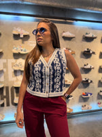 Chaleco Denim bordado con botones madera