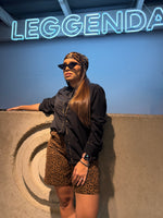 Camisa manga larga negra con detalle leopardo