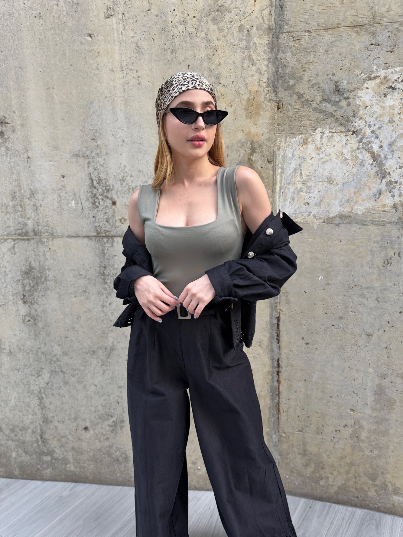 Body básico sin mangas oliva