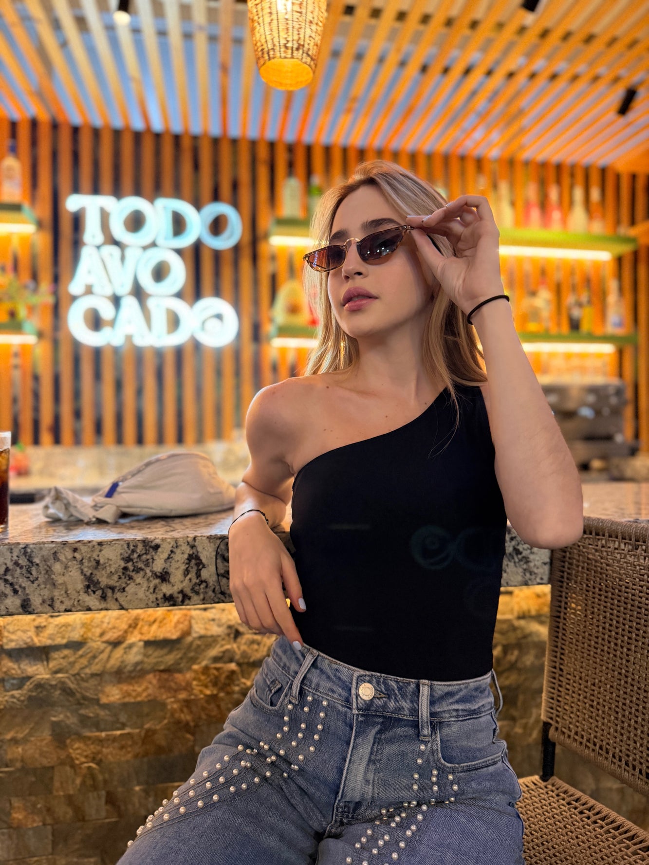 Body asimétrico negro