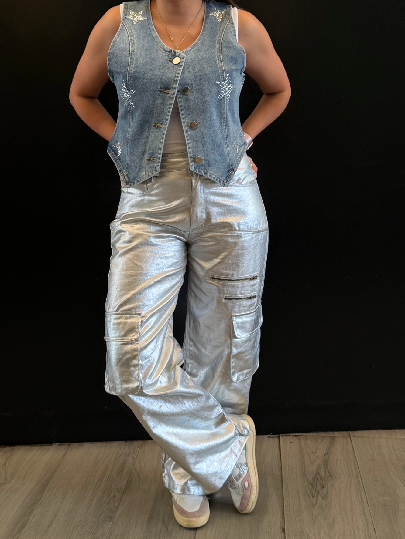 Chaleco denim de con estrellas brillantes