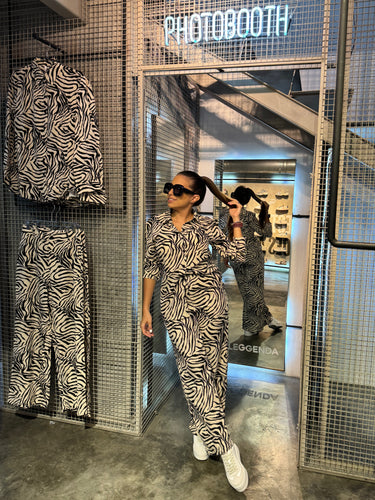 Set zebra nude manga larga y pantalón