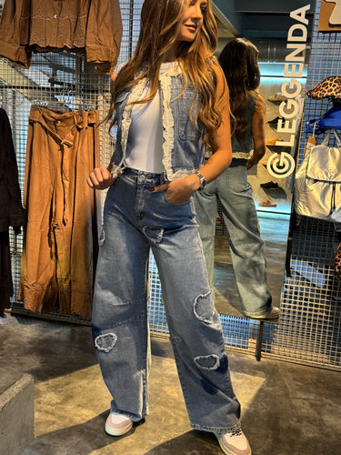 Jean Baggy con corazones