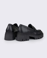 Mocasines mate de cuerina negro